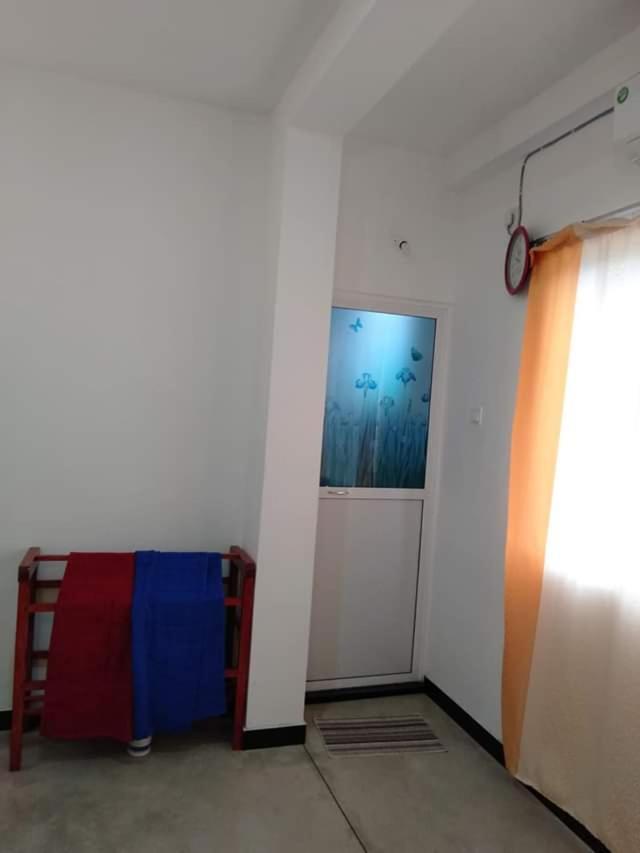 Near Beach Rest أونا واتونا المظهر الخارجي الصورة